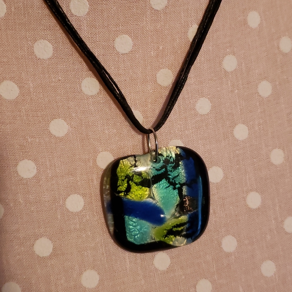 Dichroic Glass Necklace‎